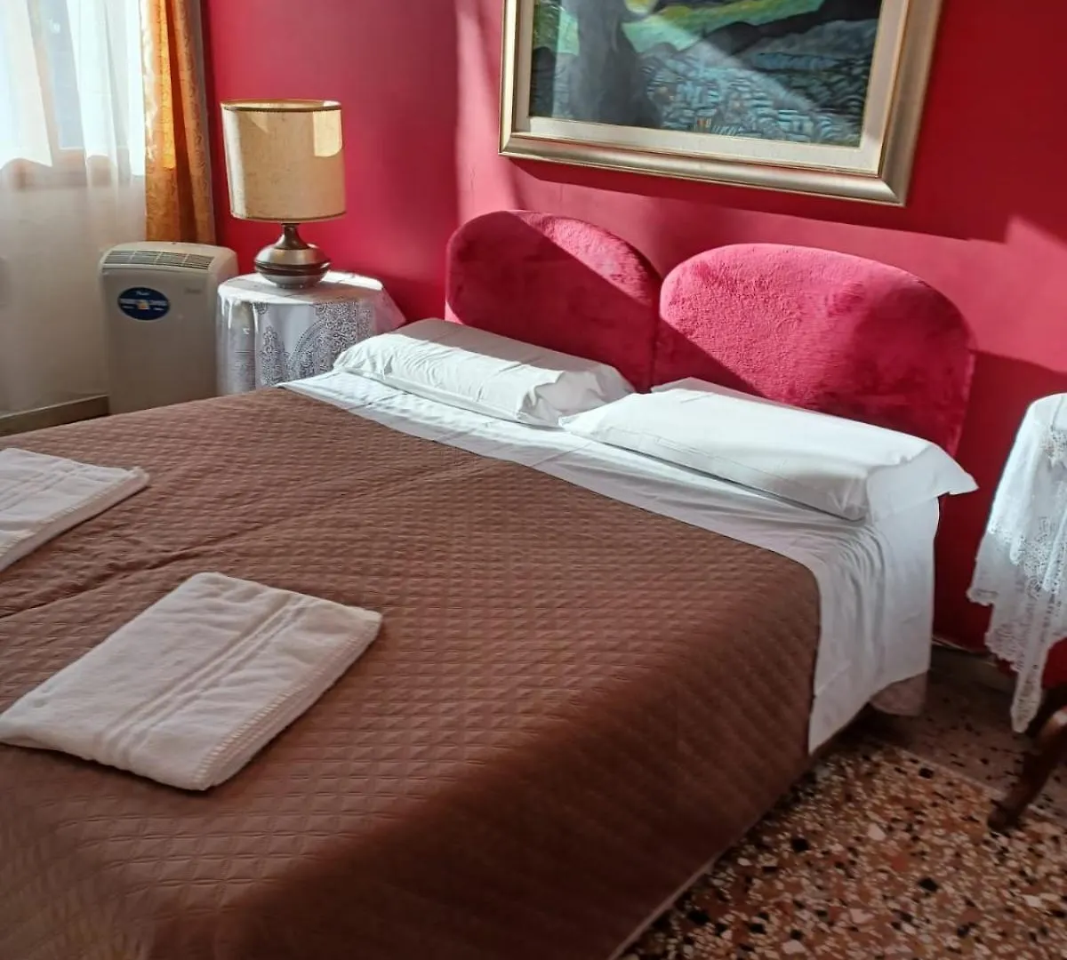 Princess Guest House Canal View Venecia